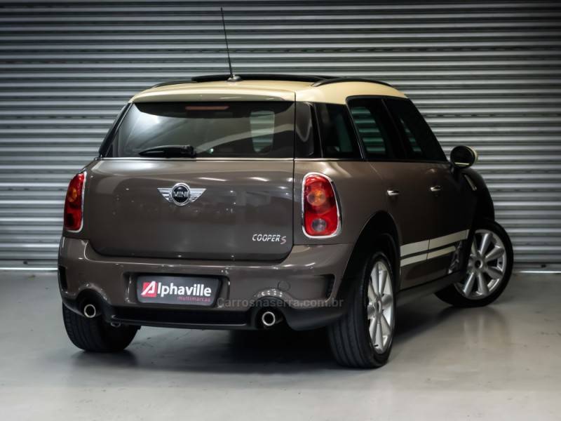 MINI - COOPER - 2011/2011 - Marrom - R$ 88.900,00