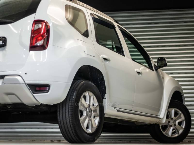 RENAULT - DUSTER - 2017/2017 - Branca - R$ 61.900,00