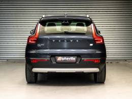 VOLVO - XC 40 - 2022/2022 - Azul - R$ 239.900,00