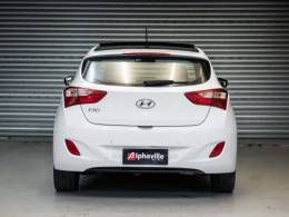 HYUNDAI - I30 - 2016/2016 - Branca - R$ 79.900,00