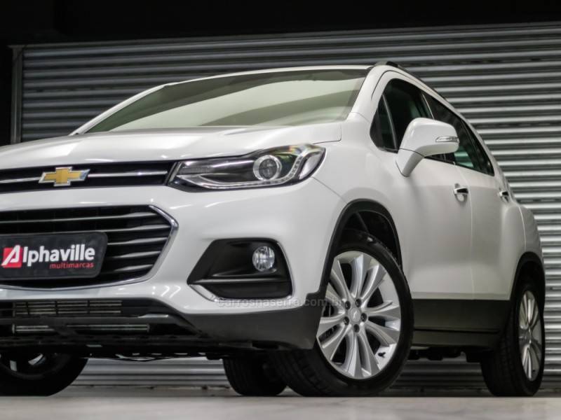 CHEVROLET - TRACKER - 2018/2018 - Branca - R$ 89.900,00