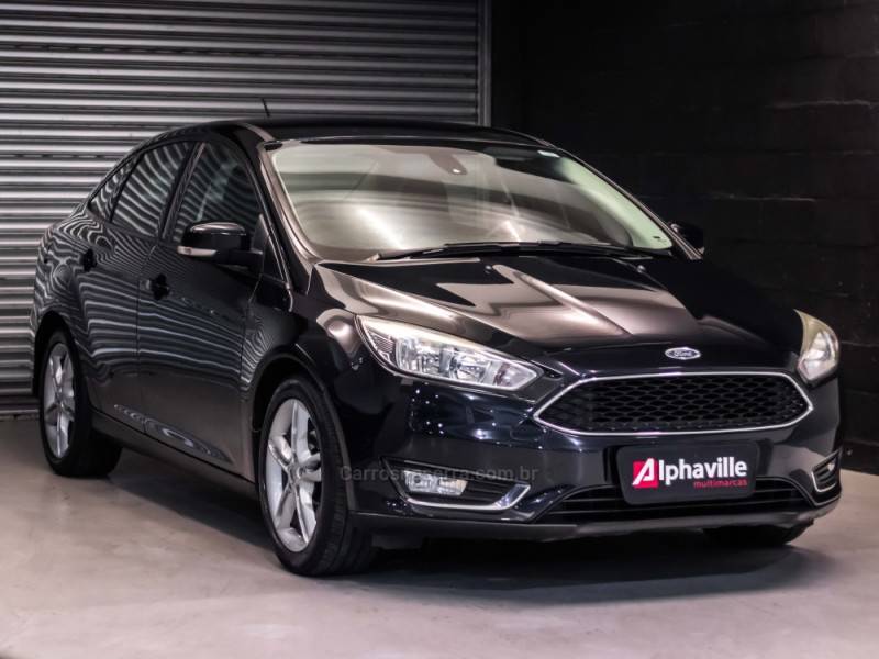 FORD - FOCUS - 2016/2016 - Preta - R$ 57.900,00