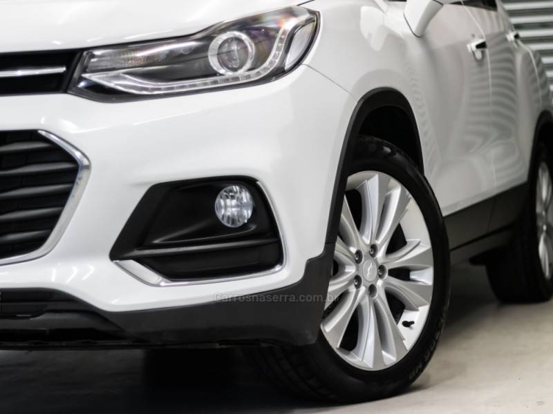 CHEVROLET - TRACKER - 2018/2018 - Branca - R$ 92.900,00