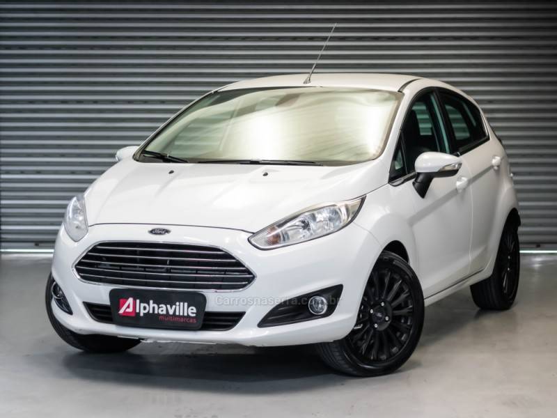 FORD - FIESTA - 2015/2015 - Branca - Sob Consulta