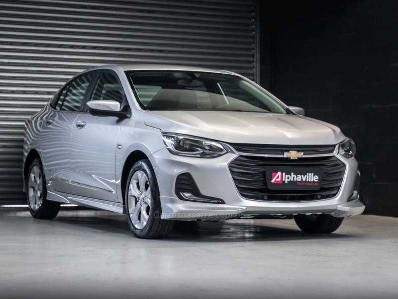 CHEVROLET - ONIX - 2020/2020 - Prata - R$ 76.900,00