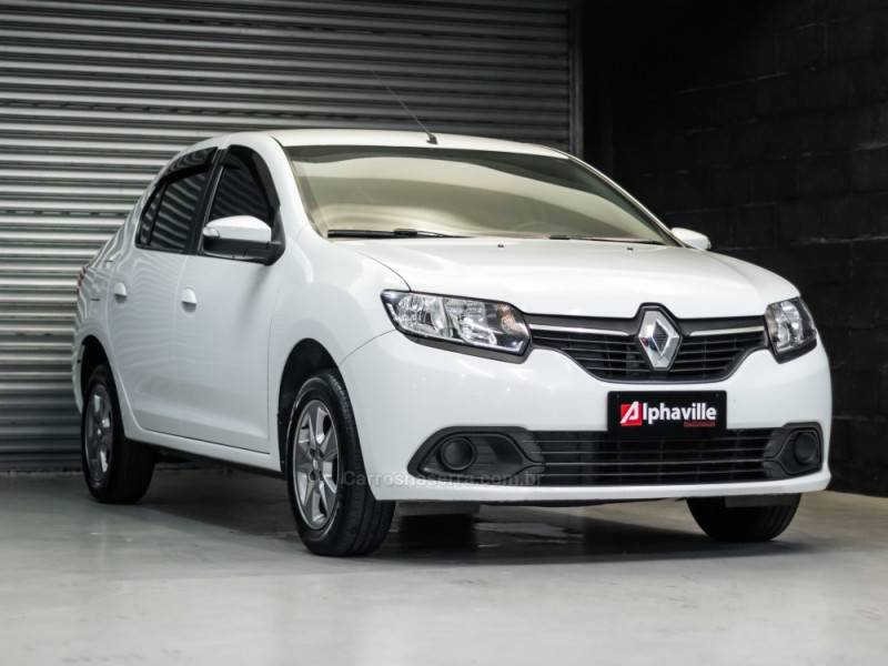 RENAULT - LOGAN - 2017/2017 - Branca - R$ 42.900,00