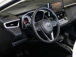 TOYOTA - COROLLA - 2020/2020 - Branca - R$ 125.900,00