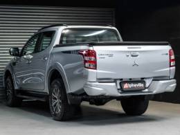 MITSUBISHI - L200 TRITON - 2020/2020 - Prata - R$ 174.900,00