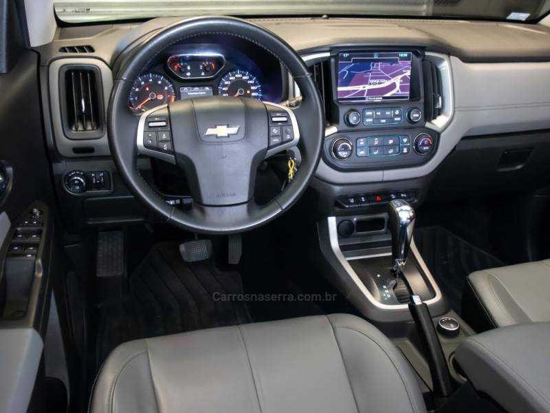 CHEVROLET - S10 - 2018/2018 - Cinza - R$ 145.900,00