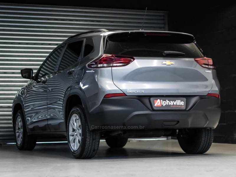 CHEVROLET - TRACKER - 2023/2023 - Cinza - R$ 103.900,00