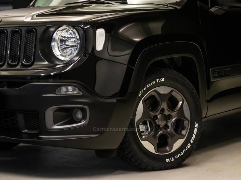 JEEP - RENEGADE - 2016/2016 - Preta - R$ 67.900,00