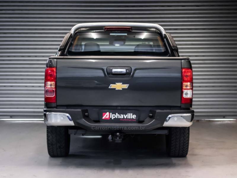 CHEVROLET - S10 - 2018/2018 - Cinza - R$ 145.900,00