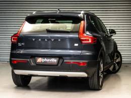 VOLVO - XC 40 - 2022/2022 - Azul - R$ 239.900,00