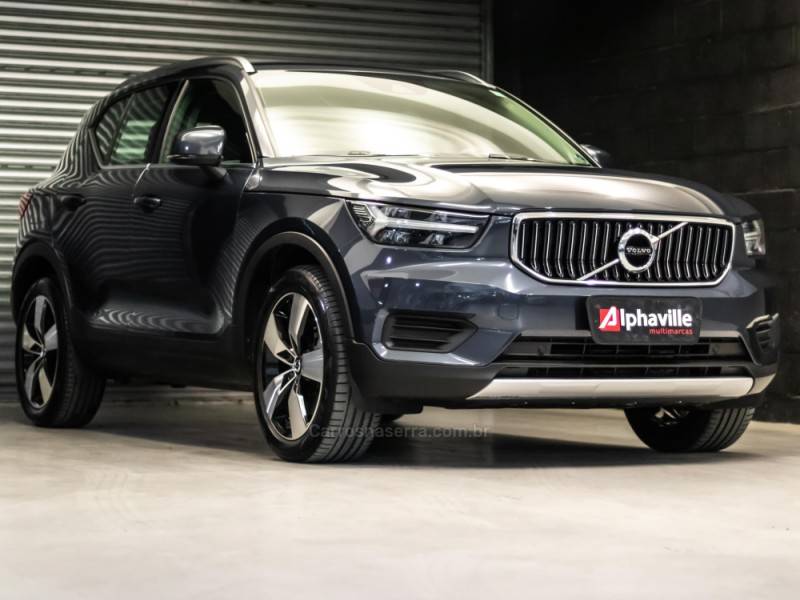 VOLVO - XC 40 - 2022/2022 - Azul - R$ 239.900,00