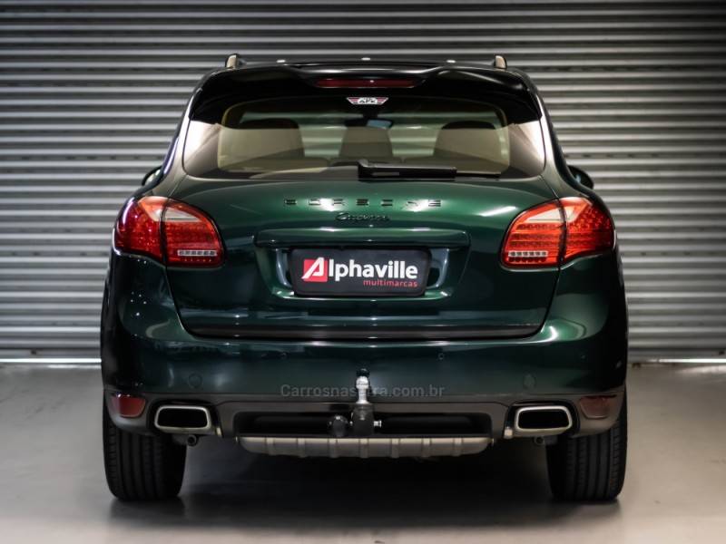 PORSCHE - CAYENNE - 2012/2012 - Verde - R$ 169.900,00